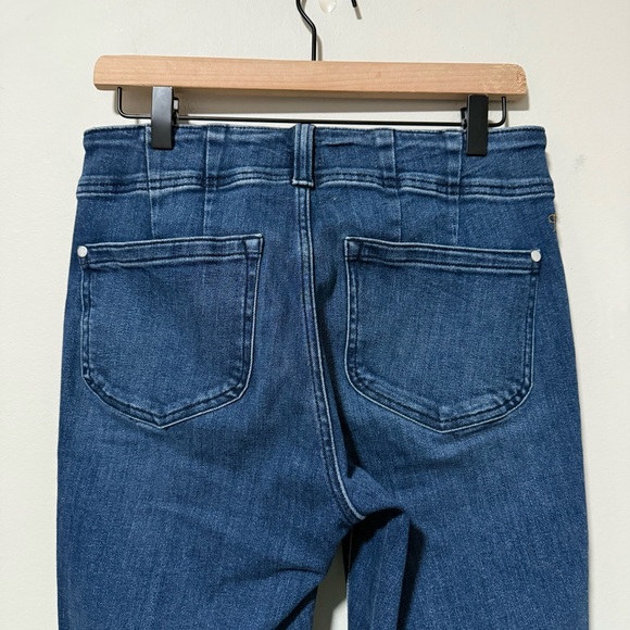 Pilcro Slim 70s High-Rise Crop Flare Jeans Size 28 - Picture 9 of 16